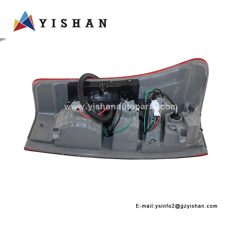 8982222810 ÁNH SÁNG ISUZU DMAX 2017